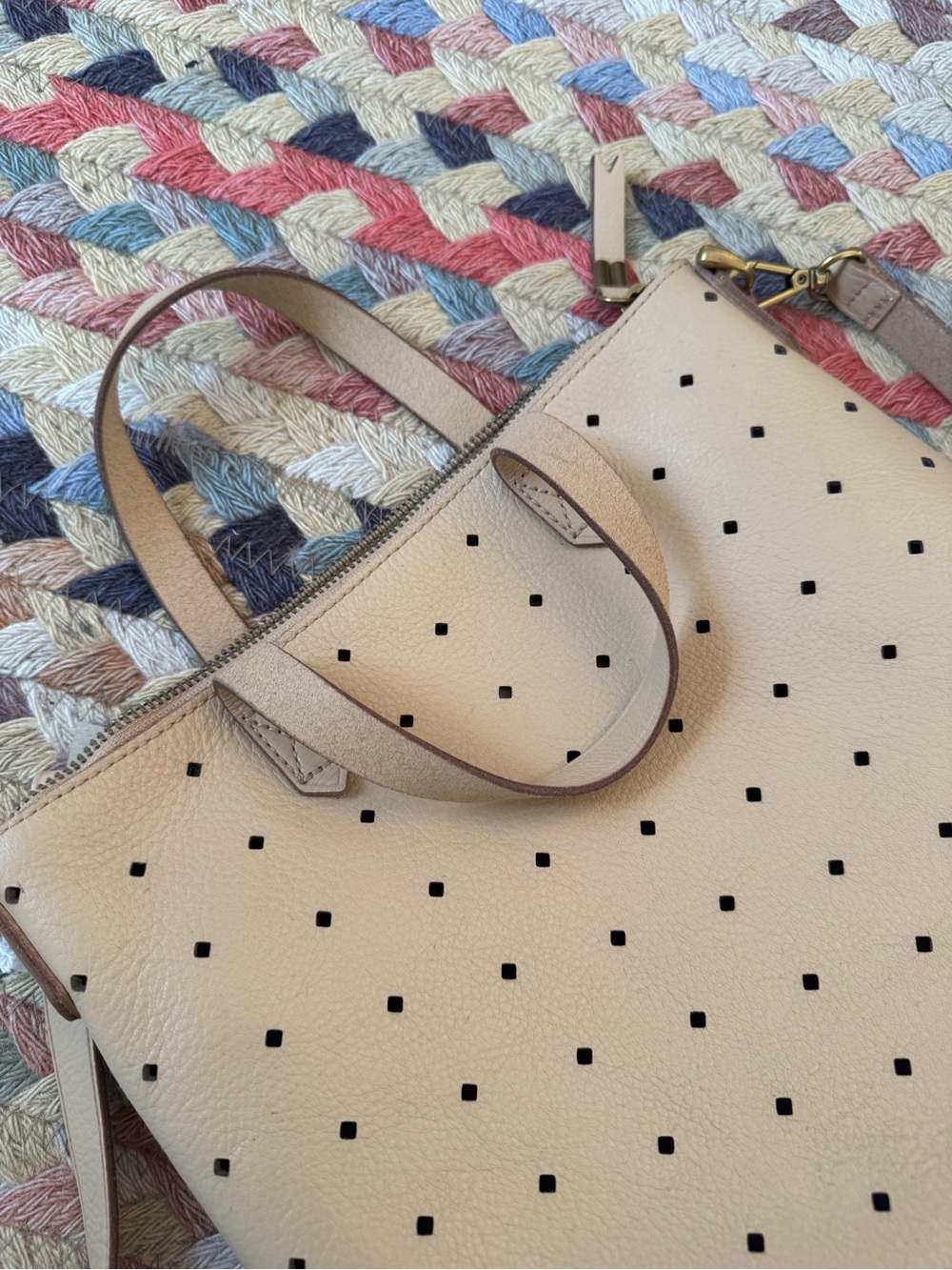 Ladies MADEWELL Perforated Beige Tote Bag with Crossbody Strap - Picture 4 of 5